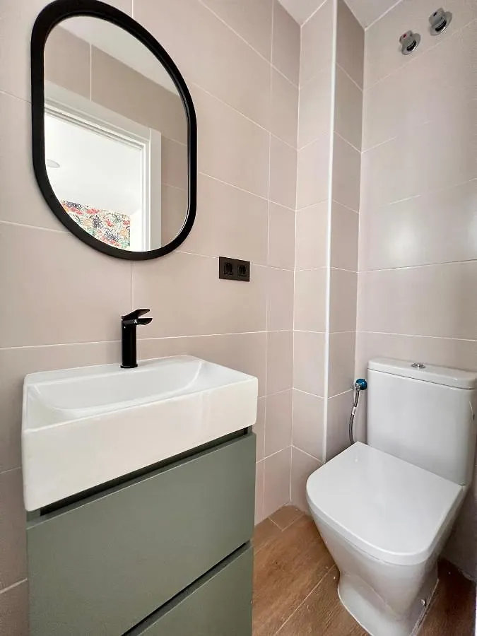 Crysoyle Apartment Barcelona Next To Camp Nou 오스피탈레트 데 요브레가트 0*,