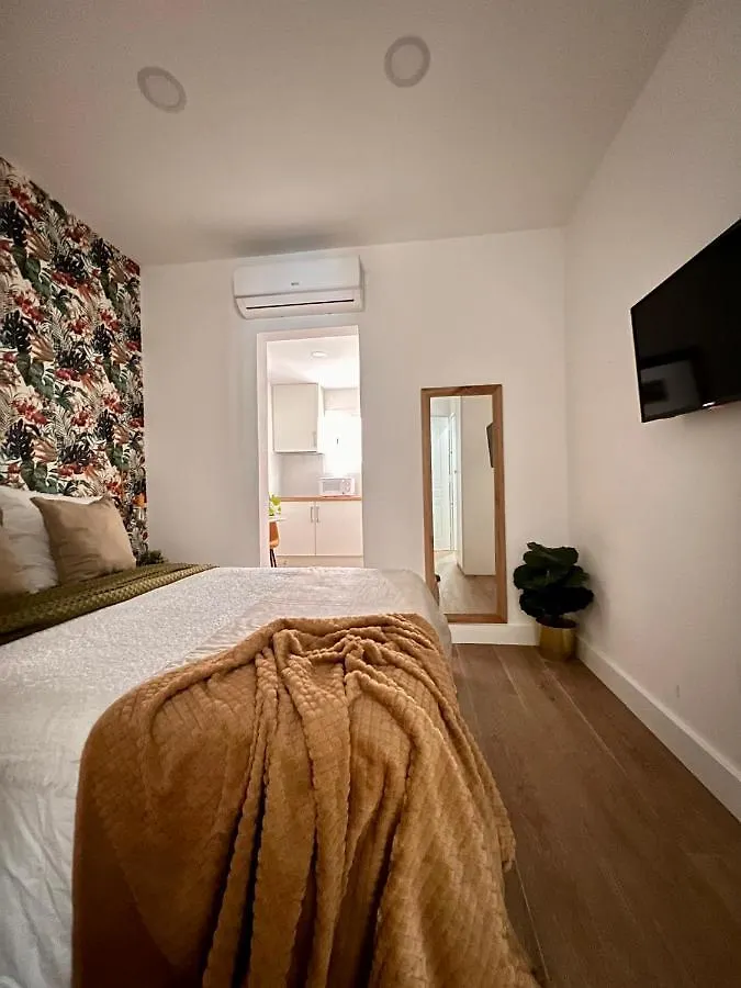 Crysoyle Apartment Barcelona Next To Camp Nou 오스피탈레트 데 요브레가트 0*,